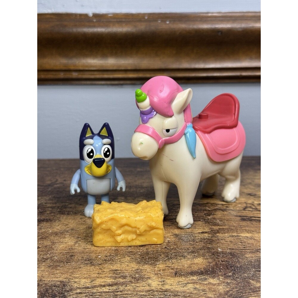 Bluey's Unipony Ride Adventure Playset Toys Figures Accessories Moose Toys